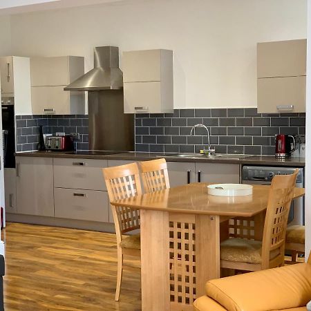 Lytham St Annes, A Spacious, High End, One Bedroomed Apartment 5 Eksteriør bilde