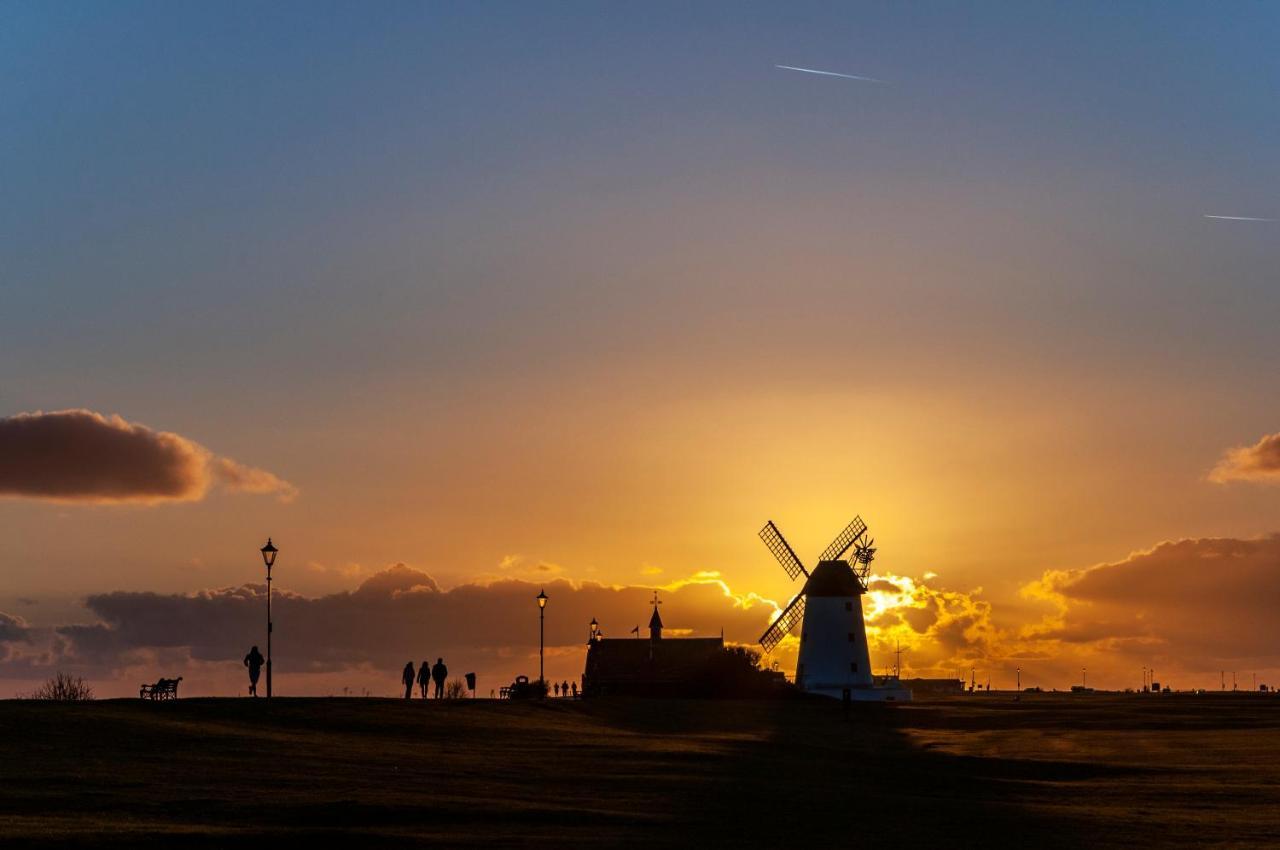 Lytham St Annes, A Spacious, High End, One Bedroomed Apartment 5 Eksteriør bilde